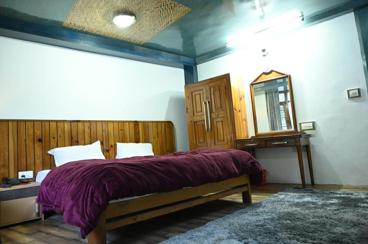 Hotel Manali Mahal Exterior photo